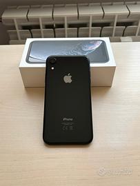 iPhone XR nero da 128 GB