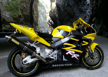 Honda CBR 954 RR Fireblade 2002