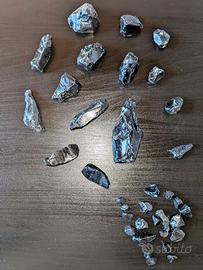 Pietra ossidiana nera Grezza Sarda