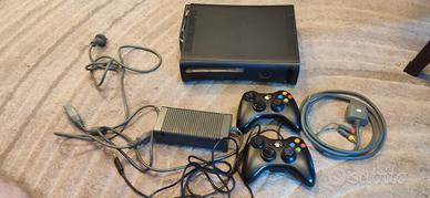 XBox 360 Microsoft 120 GB nera doppio controller 