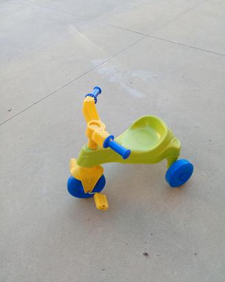 Triciclo primi passi per bambini