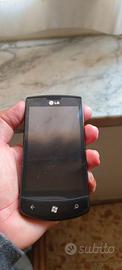 LG e900 Smart Windows phone vintage