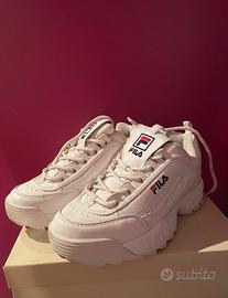 Fila white