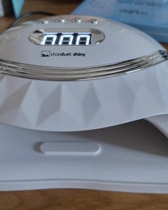 LAMPADA PROFESSIONALE UV-LED PER UNGHIE