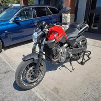 Yamaha MT-03 660 PATENTE A2 STUPENDA