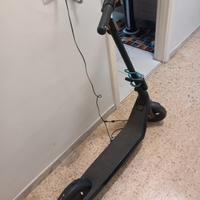 monopattino elettrico 