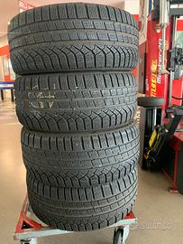 Pneumatici invernali 235 35 19 Pirelli