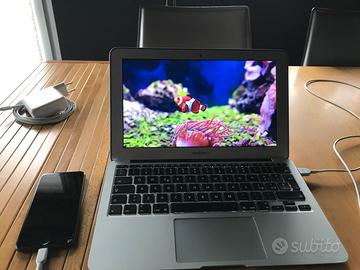 MacBook Air 11 (mid 2012)