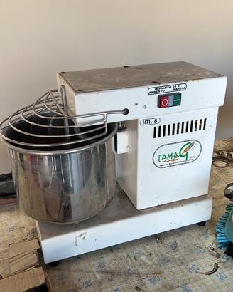 IMPASTATRICE A SPIRALE GRILLETTA IM 8 - trattabile