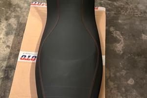 Sella hypermotard 939