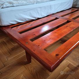 Rete matrimoniale legno massello