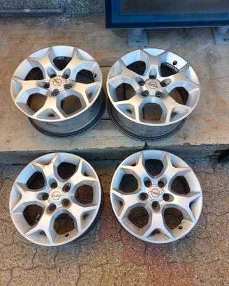 4  cerchioni lega 16"
