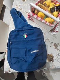 borsone medio con varie tasche tracolla