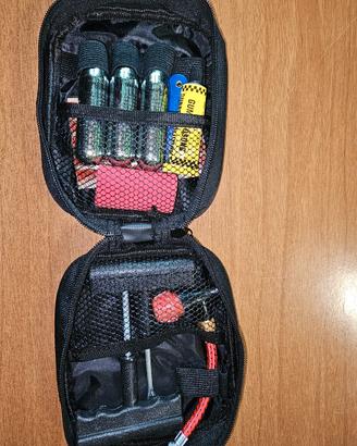 Kit di riparazione e gonfiaggio pneumatico tubeles