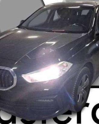 BMW 116 Serie 1 F40 116d Business Advantage auto
