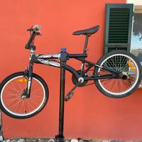 Bicicletta BMX Mbm