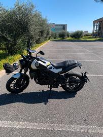 Benelli Leoncino 250