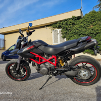 Ducati hypermotard 1100 evo