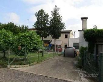 Casa singola a Castagnaro (VR)