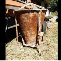 Benna conica gru per calcestruzzo e macerie