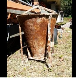 Benna conica gru per calcestruzzo e macerie