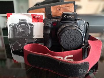 Macchina Canon mod. Eos 5 e attrezzatura varia