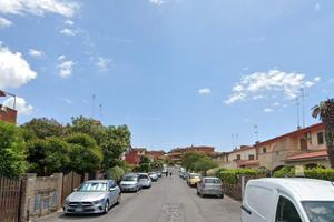 Guidonia bilocale con balcone