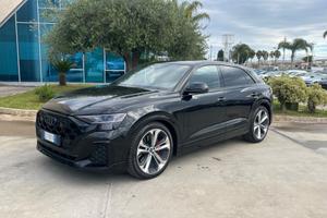 Audi Q8 3.0tdi S-line possibilità noleggio no scor