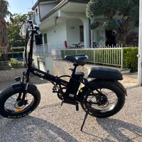 Bici elettrica pieghevole iame Fat Bike 20