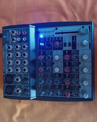 BEHRINGER Xenyx 1002FX  mixer