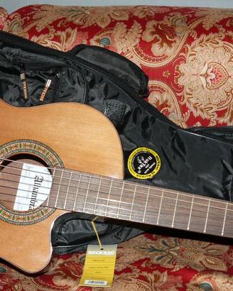 Chitarra acustica Alhambra elettrificata Fishman