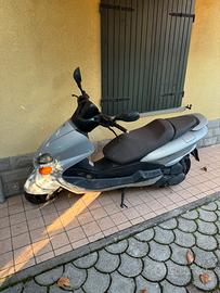 Yamaha Majesty 125
