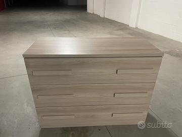 Cassettiera / Comò