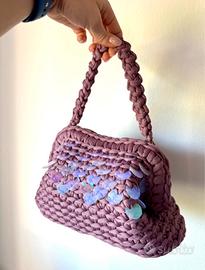 Borsa clutch con paillettes