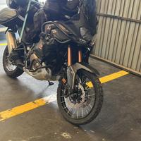 Meravigliosa Africa twin adv sport cambio manuale