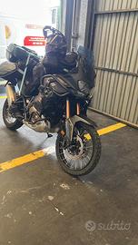 Meravigliosa Africa twin adv sport cambio manuale