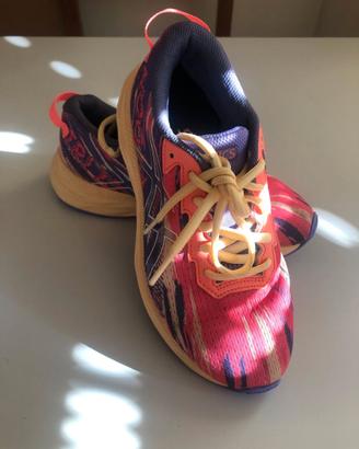 Scarpe pallavolo/sport misura 36 (22,5 cm)