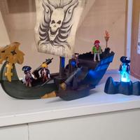 Nave Playmobil + pirati con isola pirata fantasma