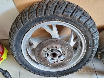 cerchio posteriore suzuki burgman 400N del 2008
