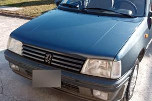 Peugeot 205