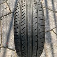 4 Gomme estive praticamente nuove