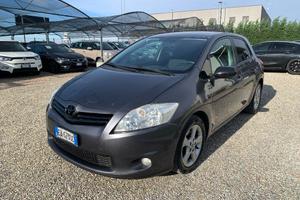 TOYOTA Auris 2.0 D-4D DPF 5 porte Sol