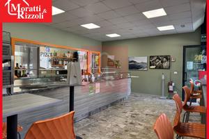 "PIZZERIA AL TAGLIO ARCOBALENO" in centro a Cerv