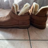 UGG stivaletti