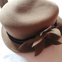 cappello elegante da signora