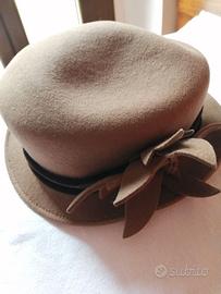 cappello elegante da signora