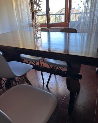 Tavolo in legno
