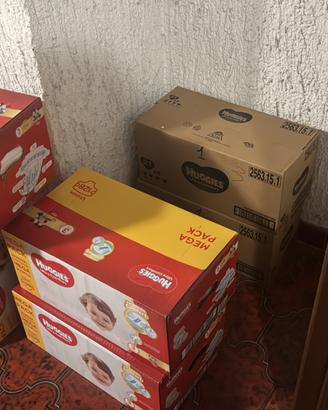 Pannolini Huggies taglia 3