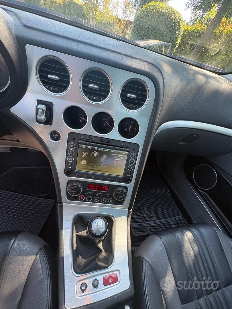 ALFA ROMEO BRERA 2.2 JTS 185ch - SKY WINDOW - TOIT PANORAMIQUE - CUIR - XÉNON - SIÈGES ÉLECTRIQUES