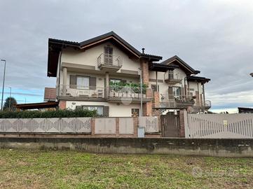 4 LOCALI A RIVALTA DI TORINO